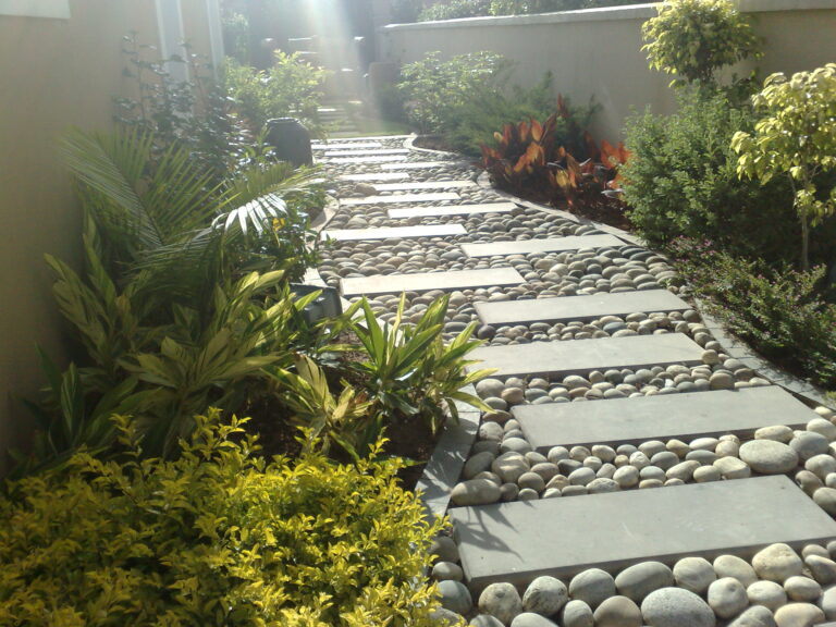 What Is Xeriscape Landscaping and Why Does It Suit Riyadh?