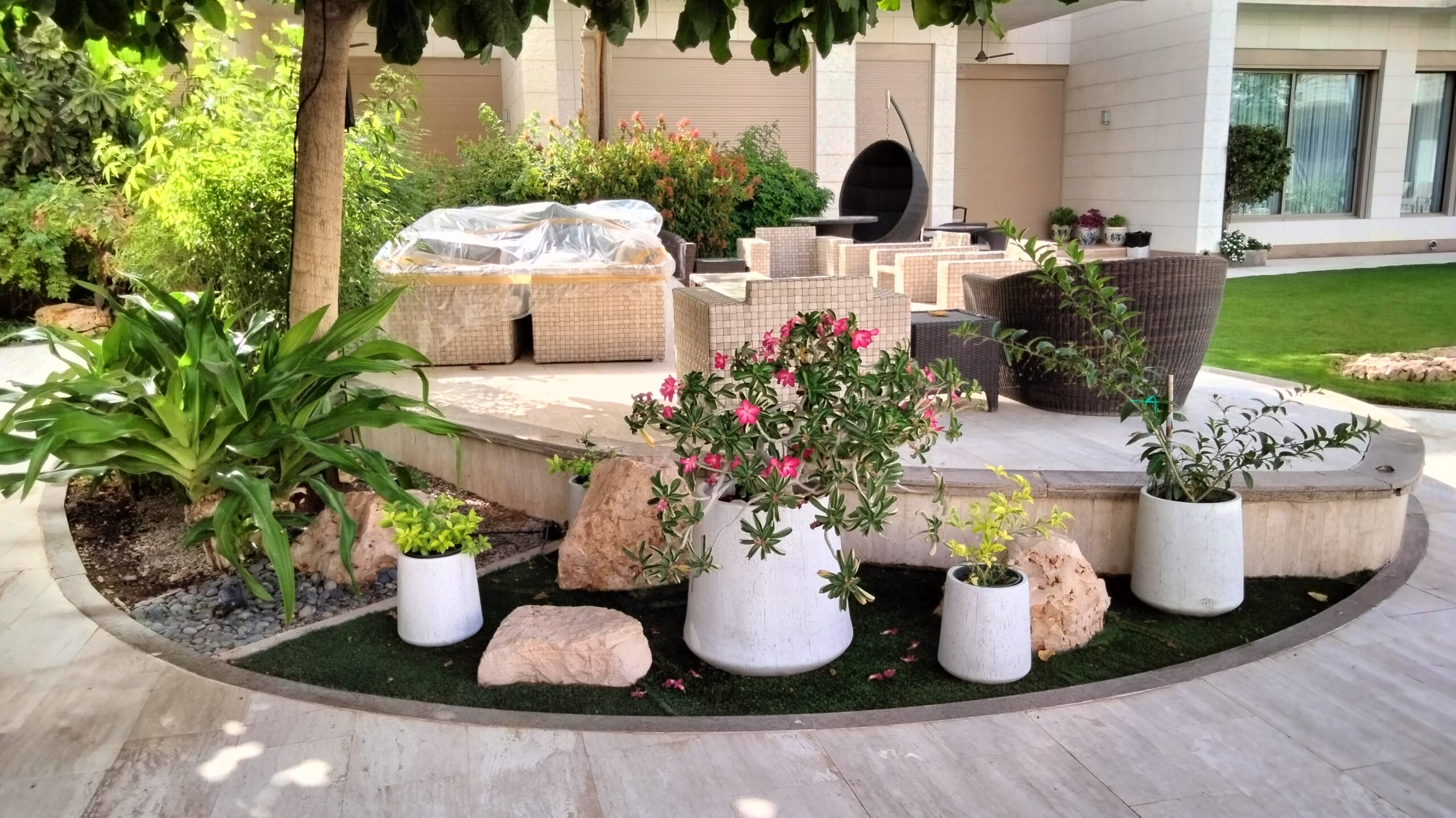 Specialty Planters Riyadh