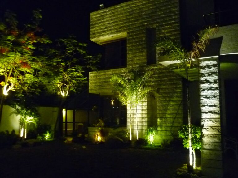 What Affects the Cost of Landscaping a Villa in Riyadh?